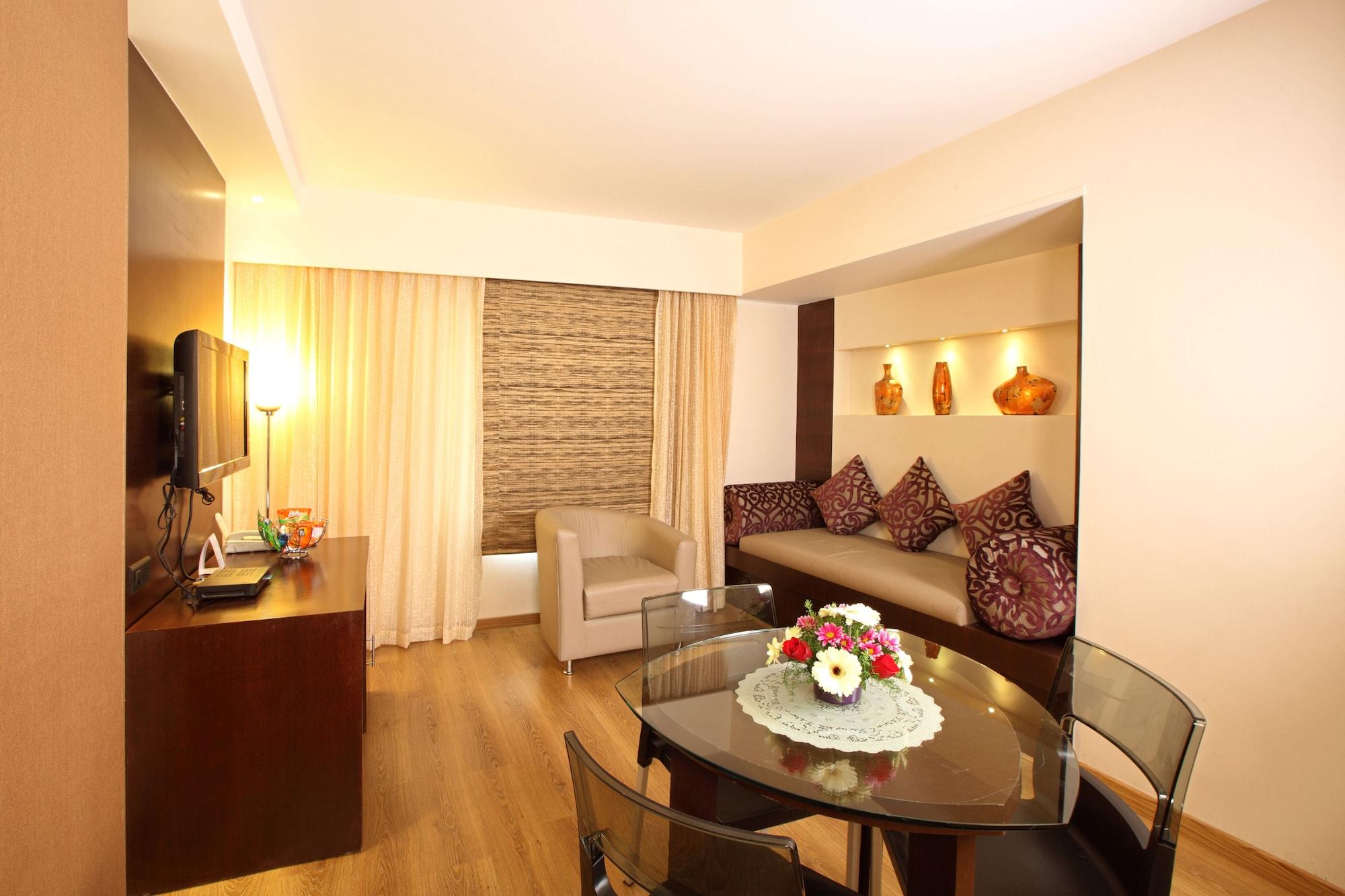 Octave Hotel & Spa - Sarjapur Road Bangalore Exteriör bild