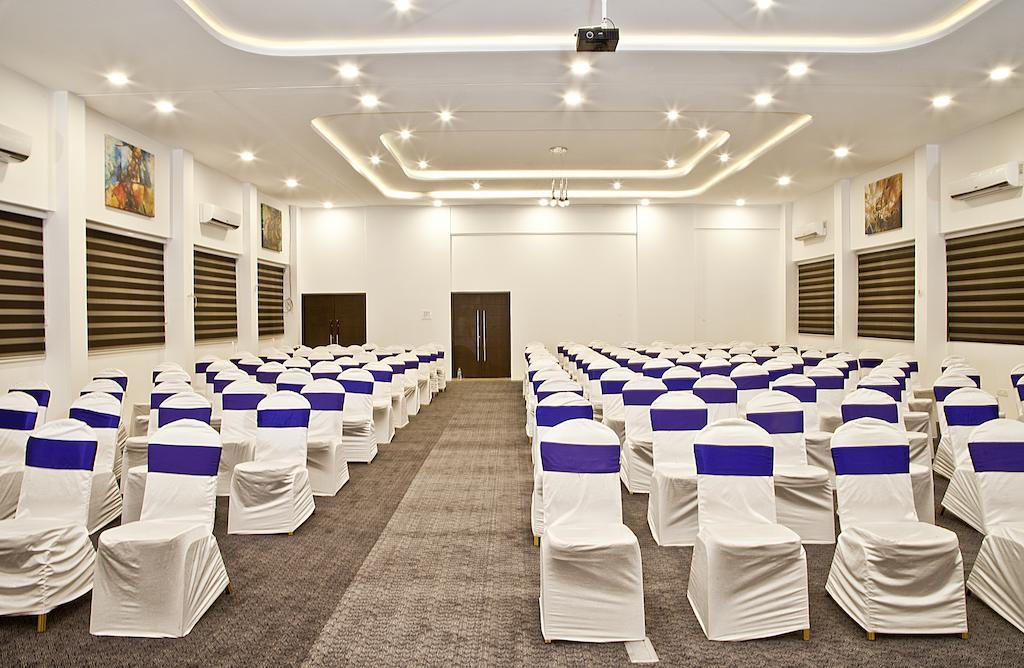 Octave Hotel & Spa - Sarjapur Road Bangalore Exteriör bild
