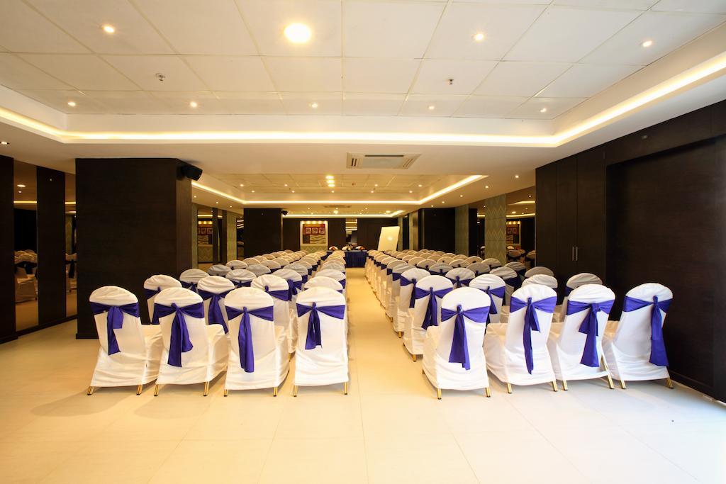 Octave Hotel & Spa - Sarjapur Road Bangalore Exteriör bild
