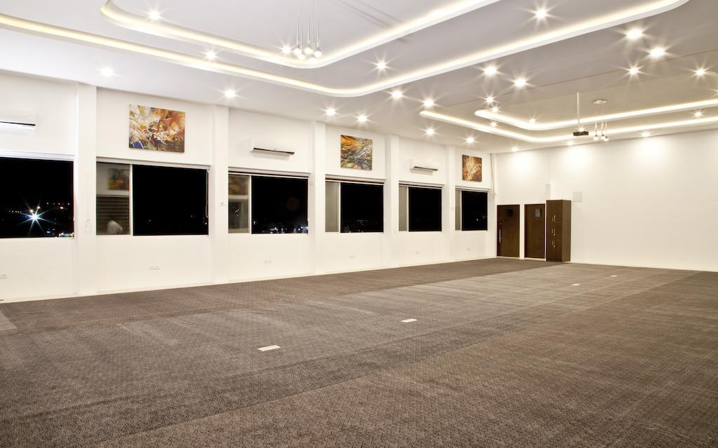 Octave Hotel & Spa - Sarjapur Road Bangalore Exteriör bild